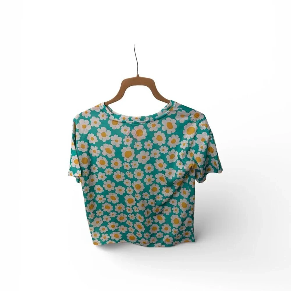 Cat & Jack Tee Green Daisy Girls XL Cotton/Polyester Recycled Comfy NEW - Picture 3 of 5